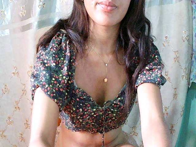 Nina-001's BongaCams show and profile