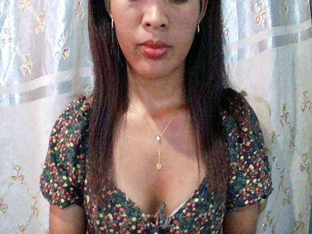 Nina-001's BongaCams show and profile