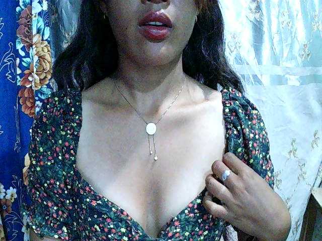 Nina-001 from BongaCams is Freechat