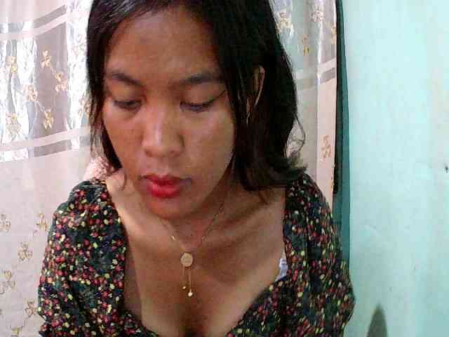 Nina-001 Live Webcam on BongaCams