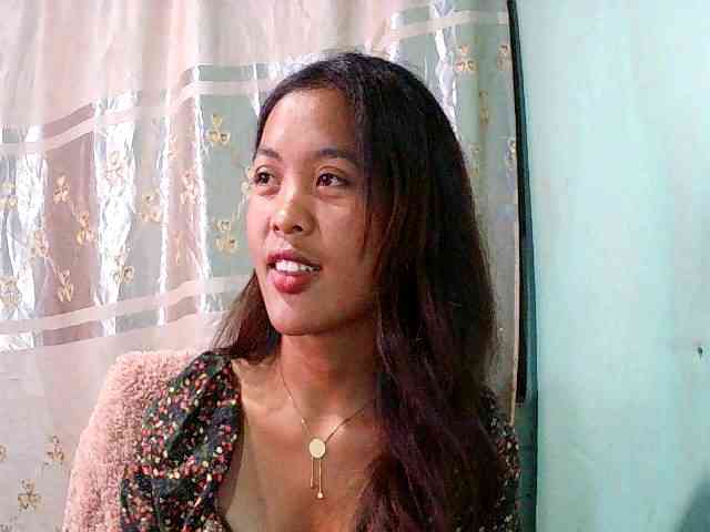 Nina-001 Live Webcam on BongaCams