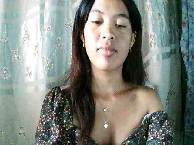 Nina-001 Live Webcam on BongaCams