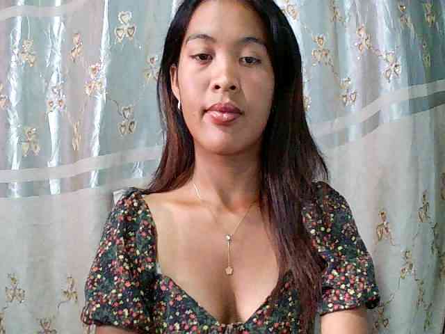 Nina-001 Live Webcam on BongaCams