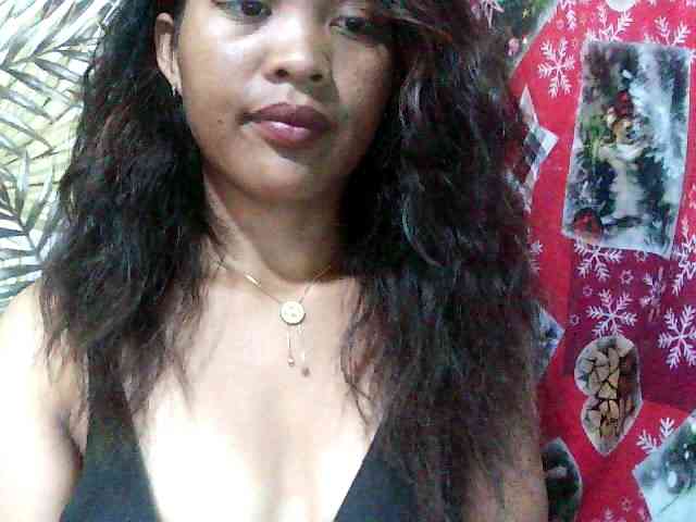 Nina-001 Live Webcam on BongaCams