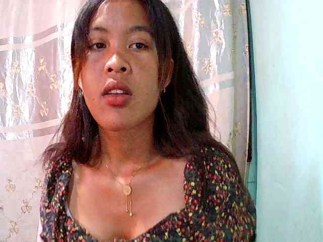 Nina-001 Live Webcam on BongaCams