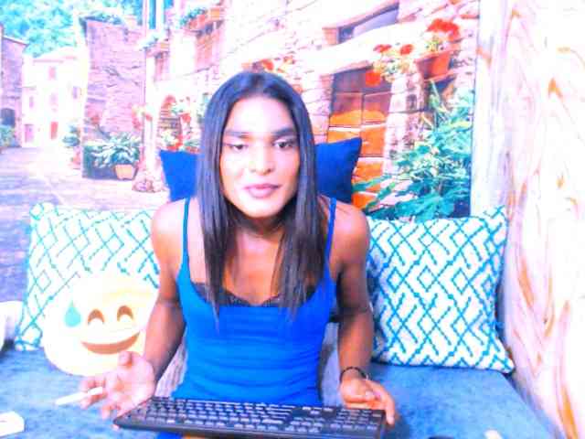 spicybarbie4u Live Webcam on BongaCams