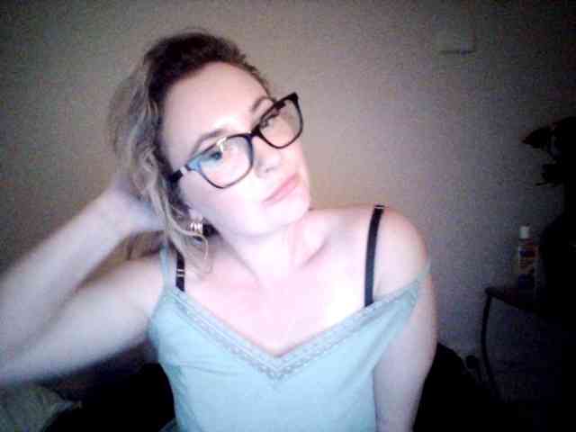 Pretty-Vixen