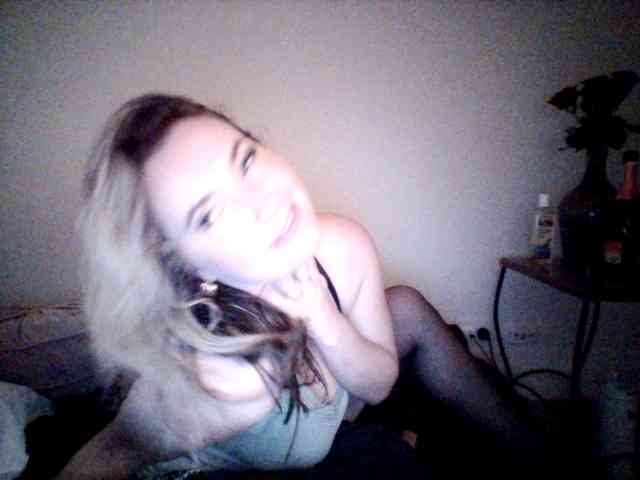 Pretty-Vixen Live Webcam on BongaCams