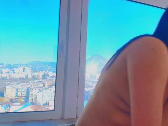 MissyScarlet's BongaCams show and profile