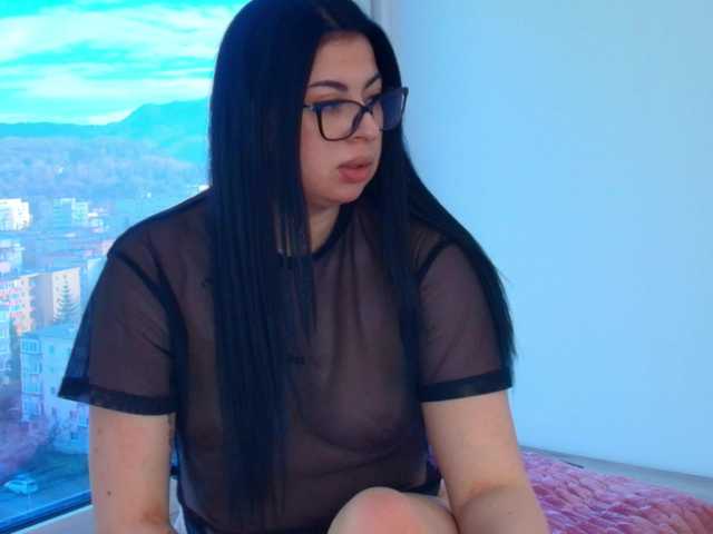 MissyScarlet's BongaCams show and profile