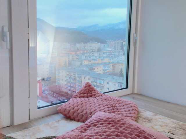 MissyScarlet's BongaCams show and profile