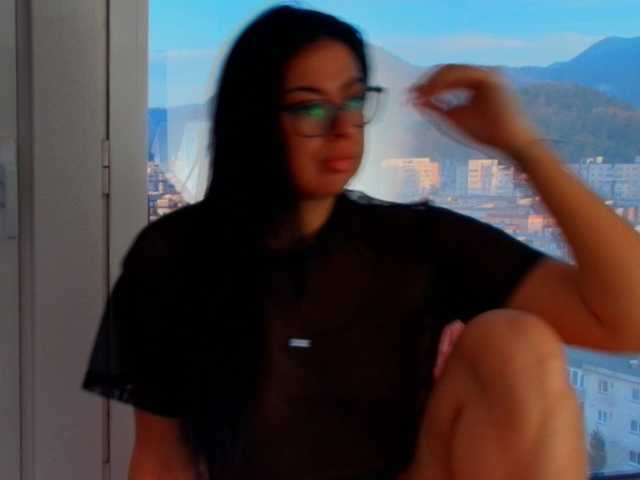 MissyScarlet's BongaCams show and profile