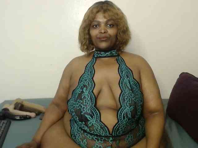 BigAssQueena BigAssQueena