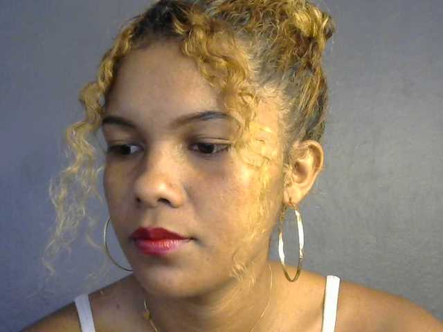 SAVANAH-AUBRI's BongaCams show and profile