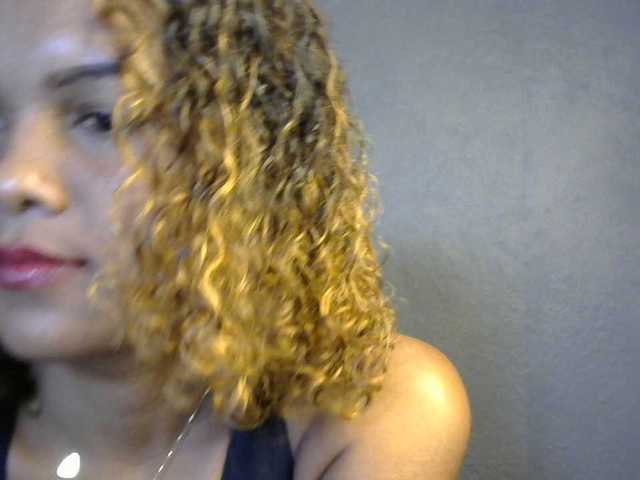 SAVANAH-AUBRI's BongaCams show and profile