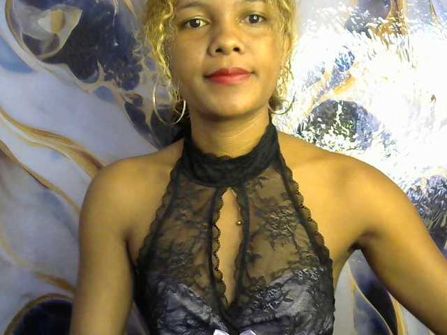 SAVANAH-AUBRI's BongaCams show and profile