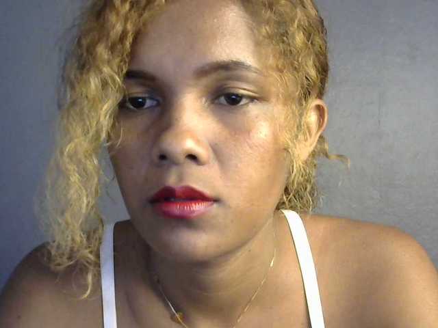 SAVANAH-AUBRI's BongaCams show and profile