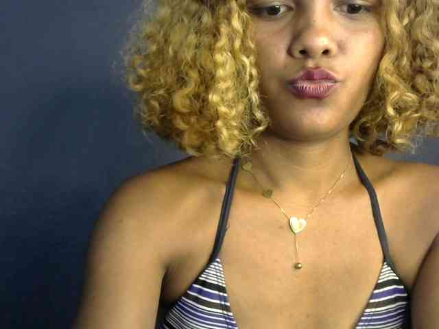 SAVANAH-AUBRI webcam