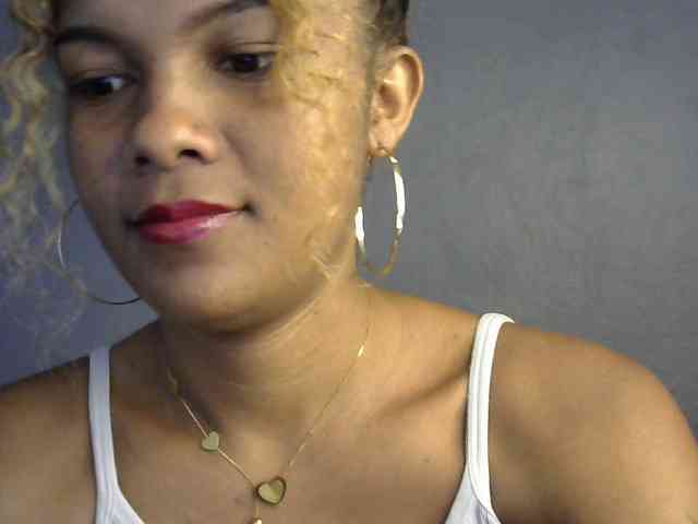 SAVANAH-AUBRI webcam