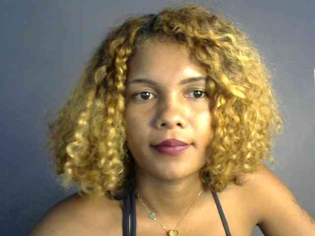 SAVANAH-AUBRI webcam