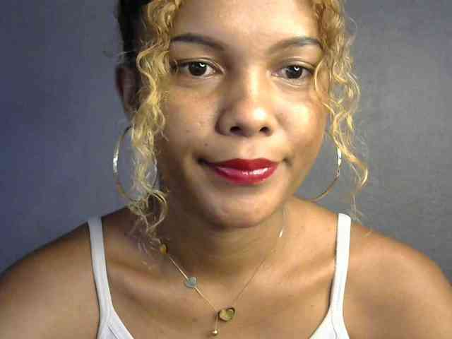 SAVANAH-AUBRI webcam