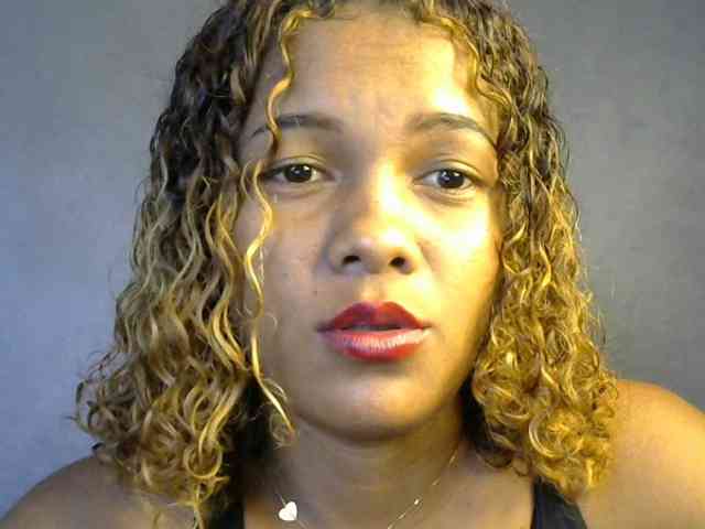 SAVANAH-AUBRI webcam