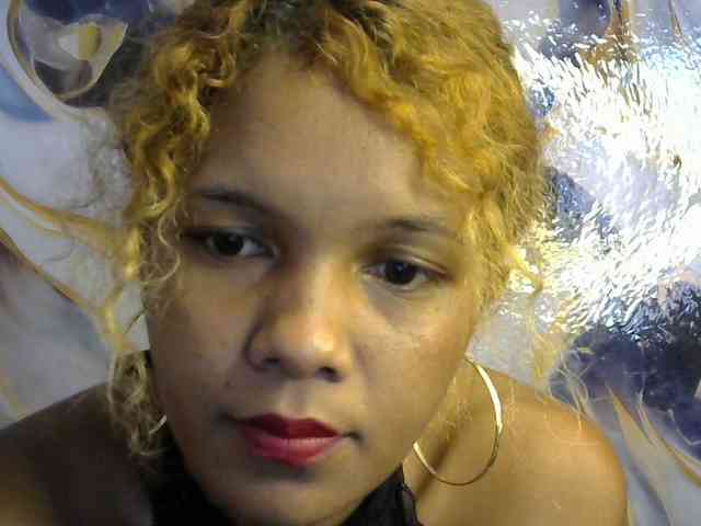 SAVANAH-AUBRI webcam