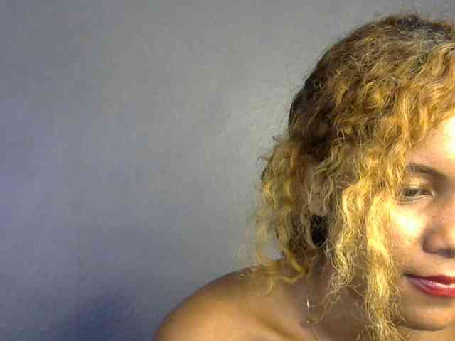 SAVANAH-AUBRI webcam