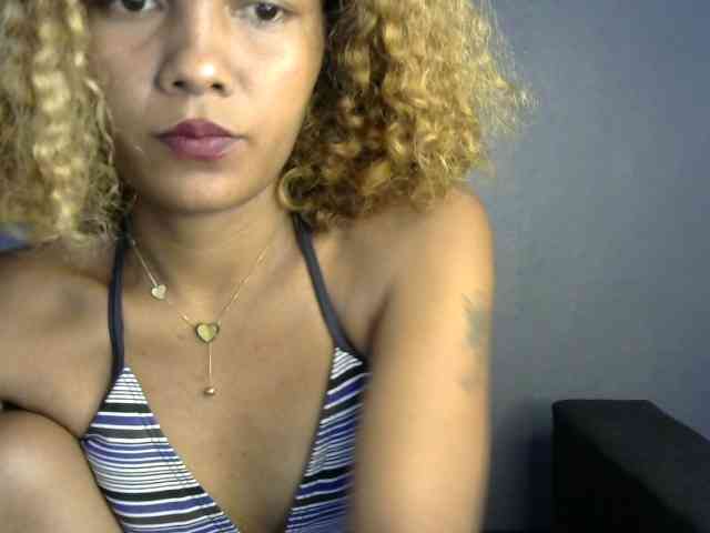 SAVANAH-AUBRI webcam