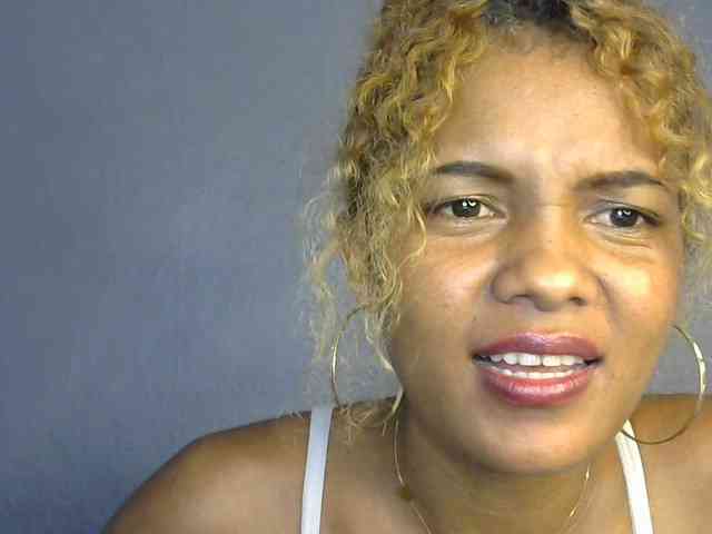 SAVANAH-AUBRI webcam