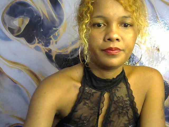 SAVANAH-AUBRI webcam