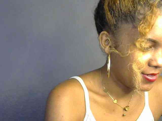 SAVANAH-AUBRI webcam