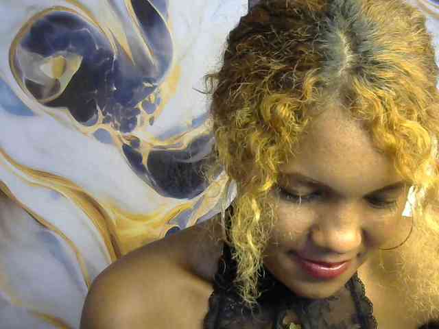 SAVANAH-AUBRI webcam