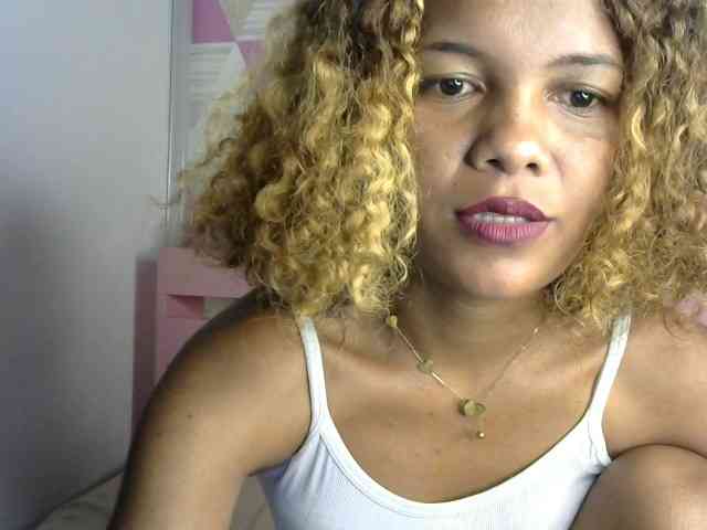 SAVANAH-AUBRI webcam