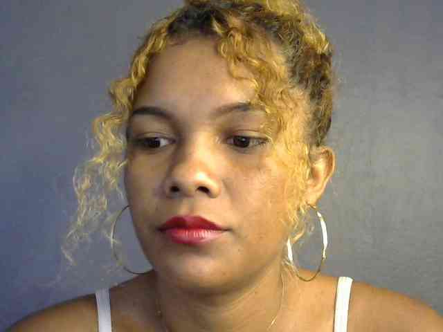 SAVANAH-AUBRI webcam