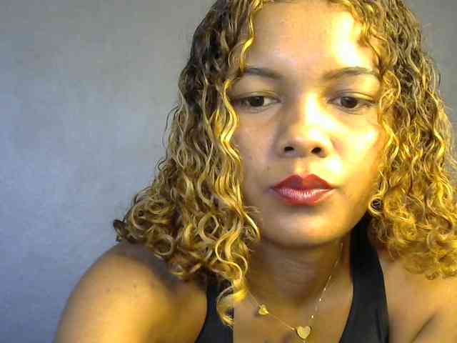 SAVANAH-AUBRI webcam