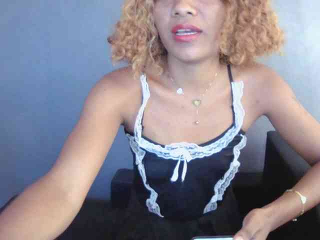 SAVANAH-AUBRI webcam