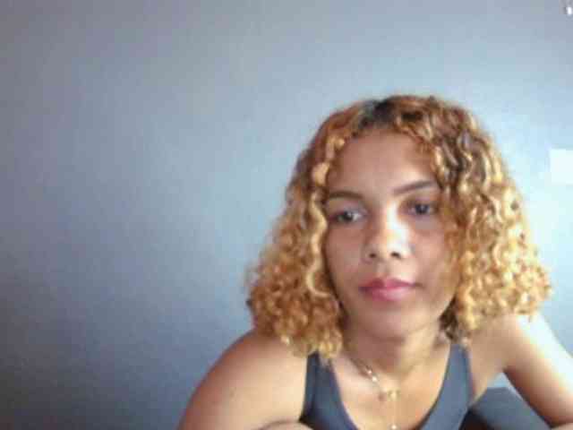 SAVANAH-AUBRI webcam