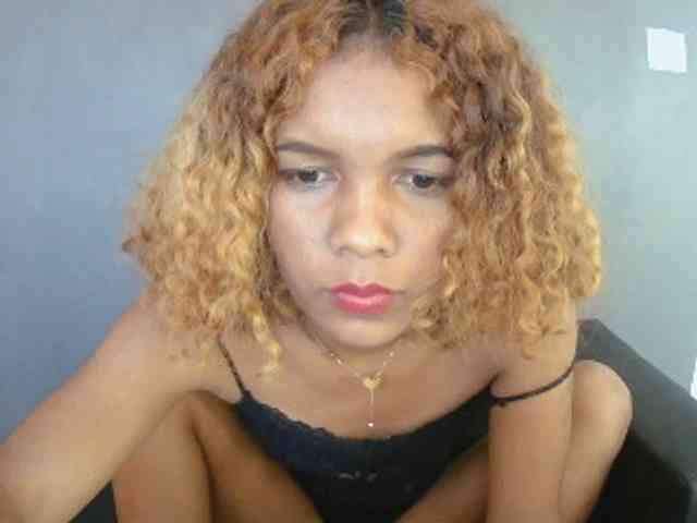 SAVANAH-AUBRI webcam