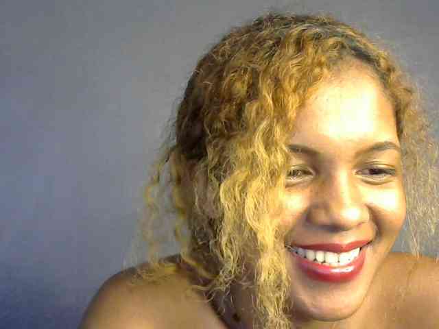 SAVANAH-AUBRI webcam