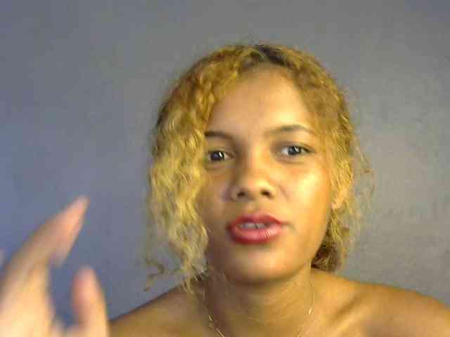 SAVANAH-AUBRI webcam