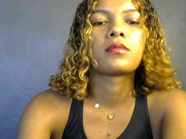 SAVANAH-AUBRI webcam