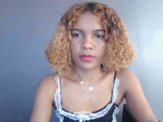 SAVANAH-AUBRI webcam