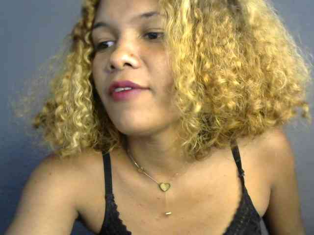 SAVANAH-AUBRI webcam