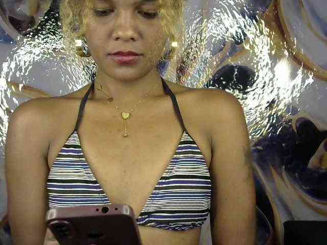 SAVANAH-AUBRI webcam