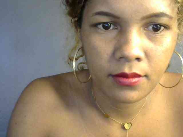 SAVANAH-AUBRI webcam