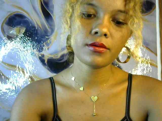 SAVANAH-AUBRI webcam