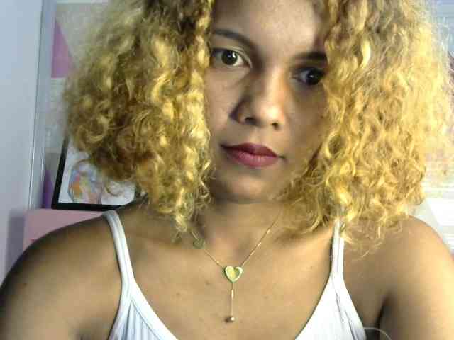 SAVANAH-AUBRI webcam