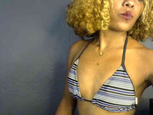 SAVANAH-AUBRI webcam