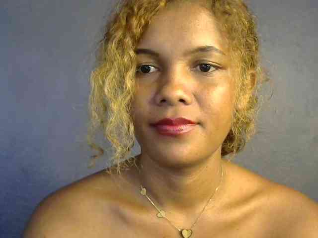 SAVANAH-AUBRI webcam